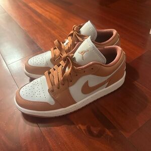 Nike Jordan 1 Lows (Burnt Orange)